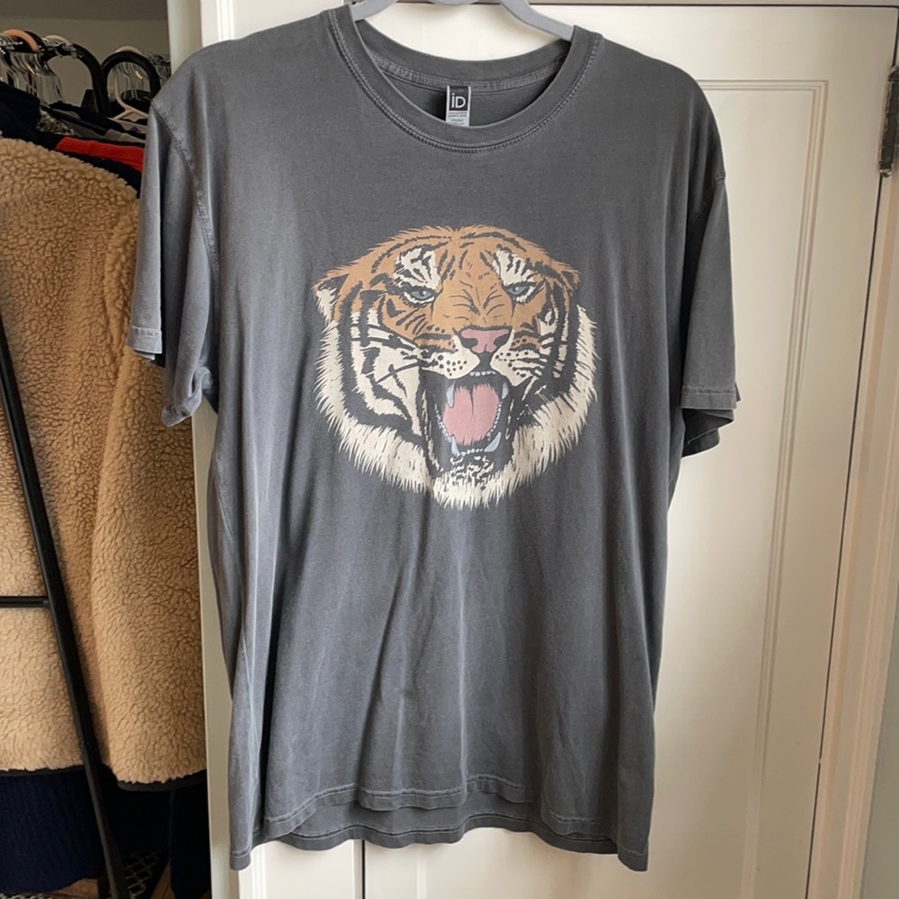 Vici tiger tee - M